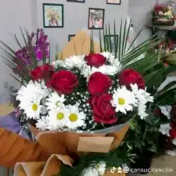 6 Gül ve Papatya Buketi